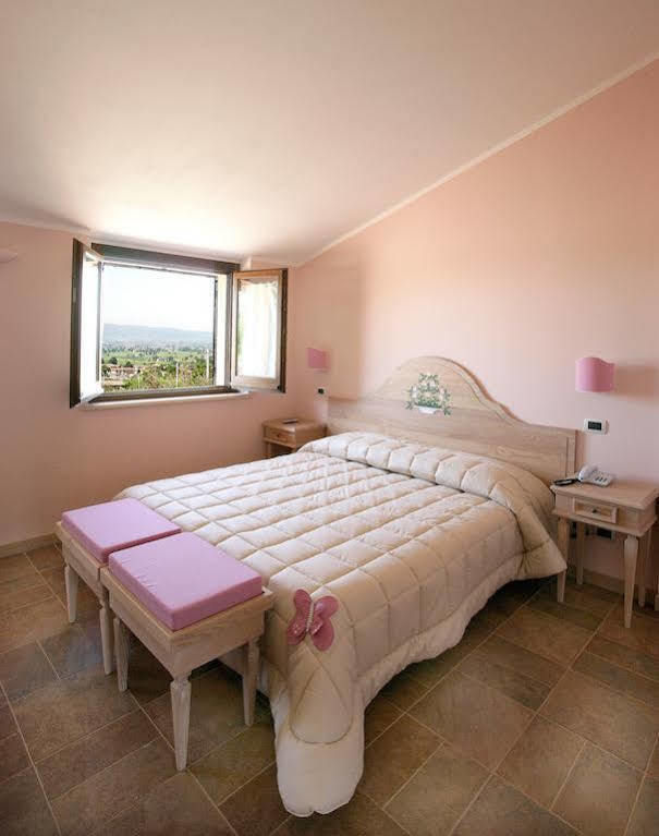 Country House Poggio Fiorito アッシジ エクステリア 写真
