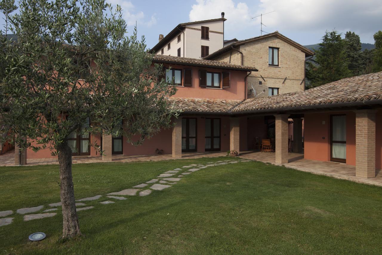 Country House Poggio Fiorito アッシジ エクステリア 写真
